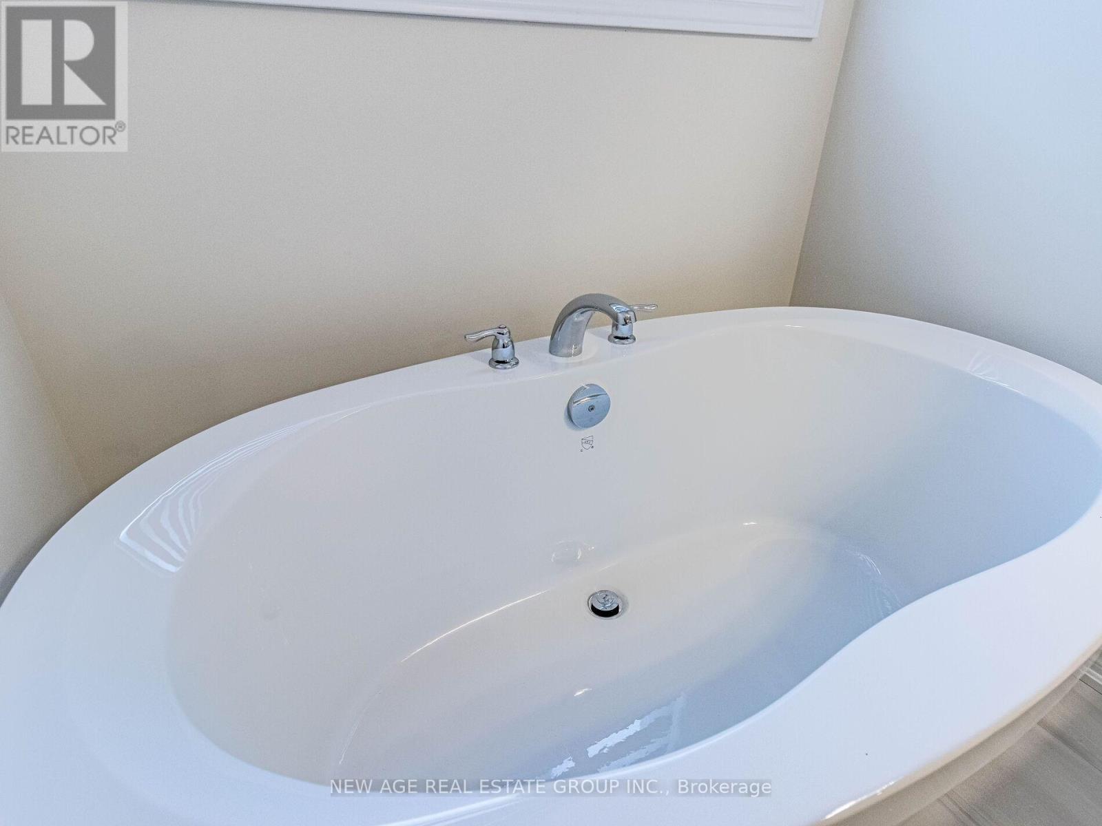 1419 Oakmont Common, Burlington, Ontario  L7P 0V8 - Photo 29 - W13443912