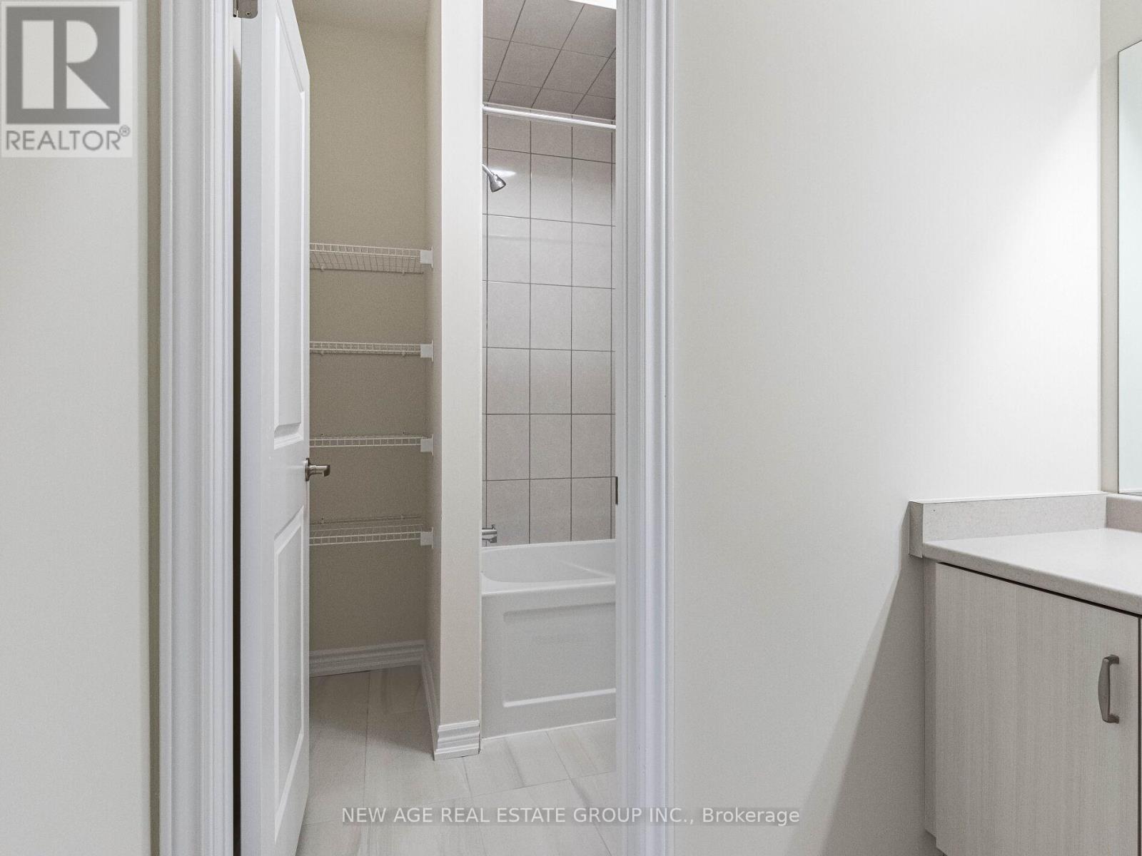 1419 Oakmont Common, Burlington, Ontario  L7P 0V8 - Photo 40 - W13443912