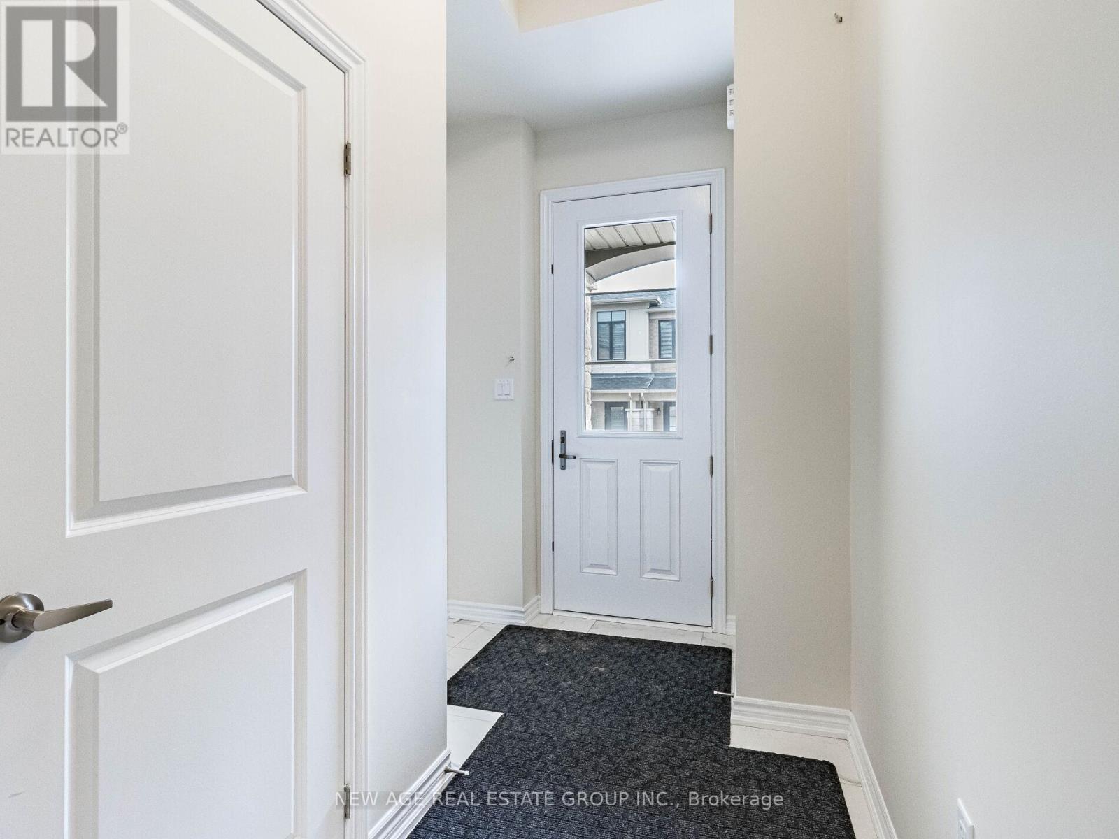 1419 Oakmont Common, Burlington, Ontario  L7P 0V8 - Photo 5 - W13443912