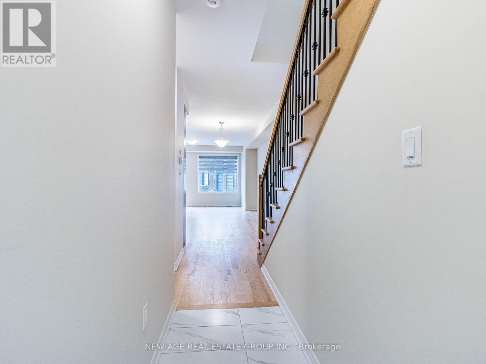 1419 Oakmont Common, Burlington, Ontario  L7P 0V8 - Photo 7 - W13443912
