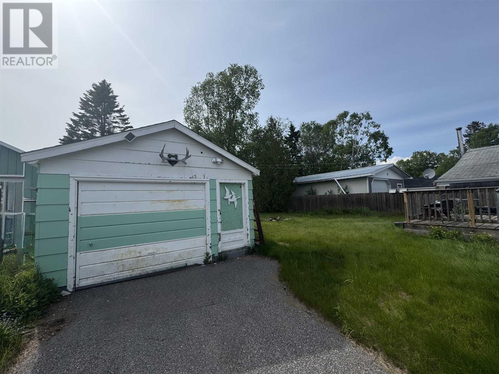 38 Third Ave, Wawa, Ontario  P0S 1K0 - Photo 3 - SM260509
