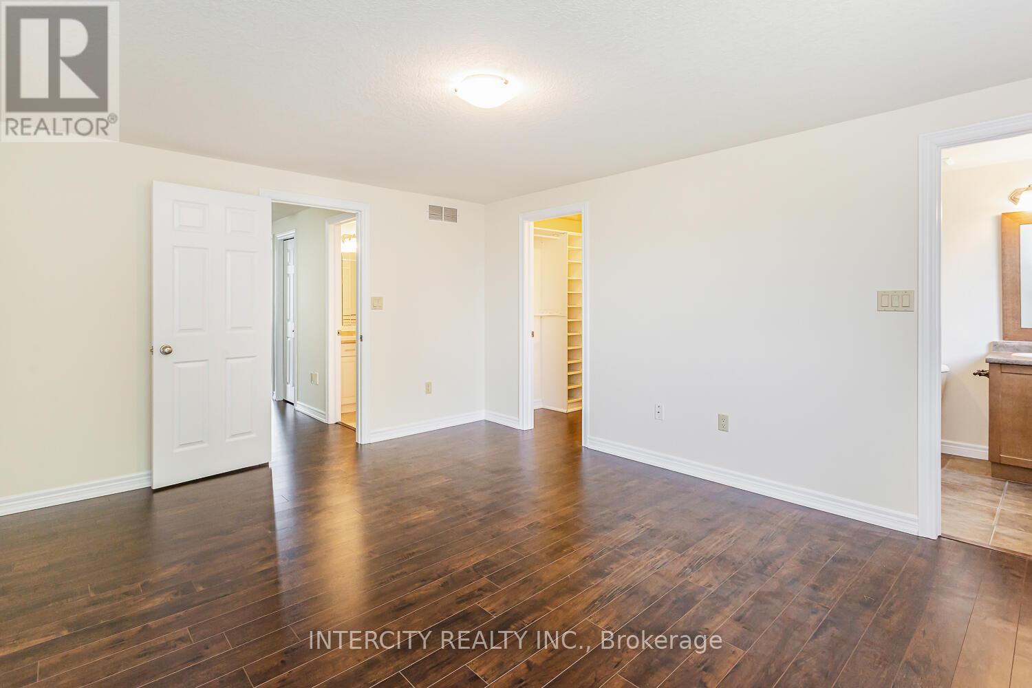 258 Mcmeeken Drive, Cambridge, Ontario  N3C 4N8 - Photo 17 - X13443950