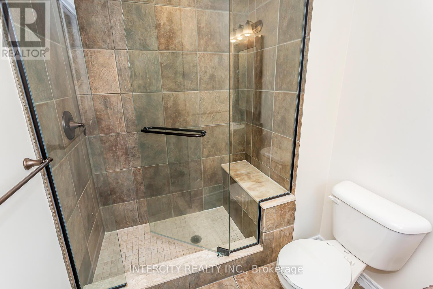 258 Mcmeeken Drive, Cambridge, Ontario  N3C 4N8 - Photo 20 - X13443950