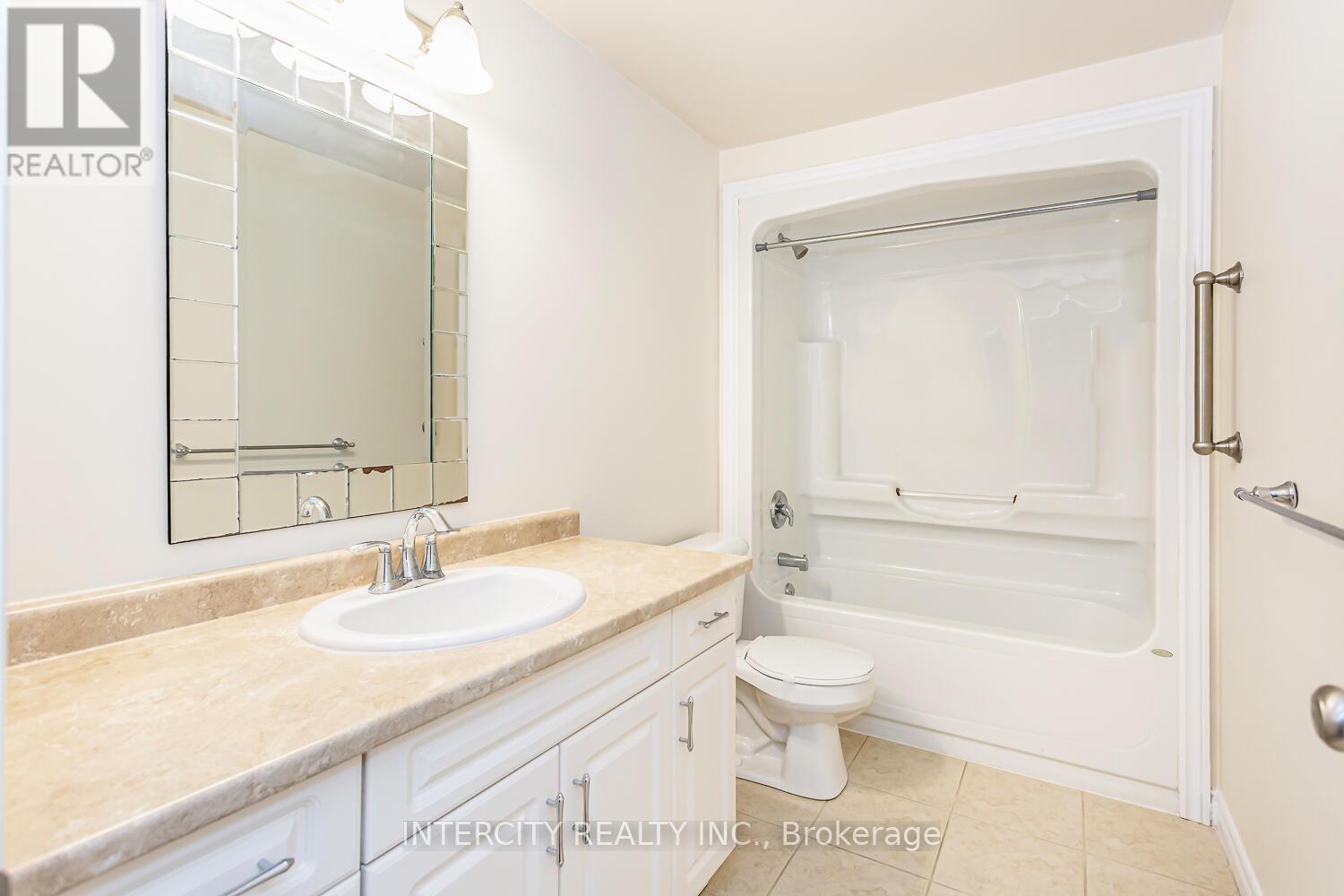 258 Mcmeeken Drive, Cambridge, Ontario  N3C 4N8 - Photo 27 - X13443950