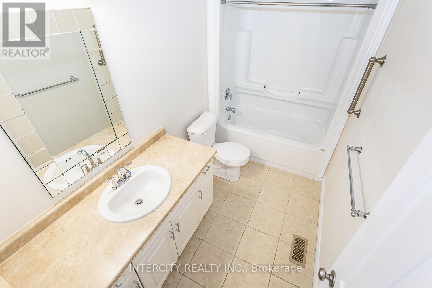 258 Mcmeeken Drive, Cambridge, Ontario  N3C 4N8 - Photo 28 - X13443950