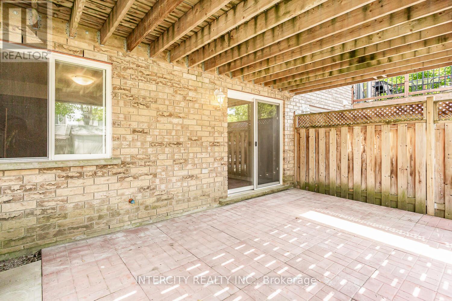 258 Mcmeeken Drive, Cambridge, Ontario  N3C 4N8 - Photo 37 - X13443950