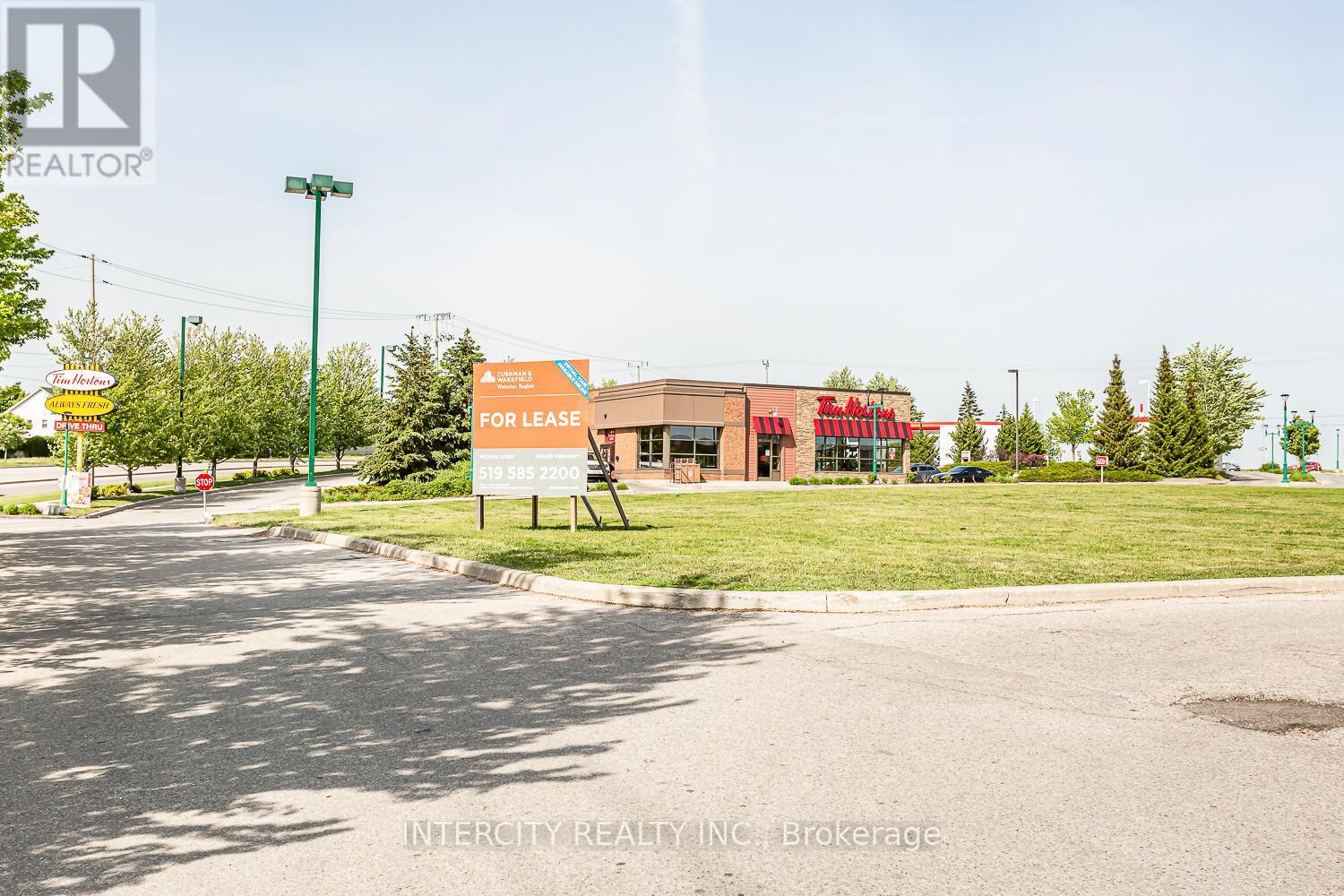 258 Mcmeeken Drive, Cambridge, Ontario  N3C 4N8 - Photo 41 - X13443950