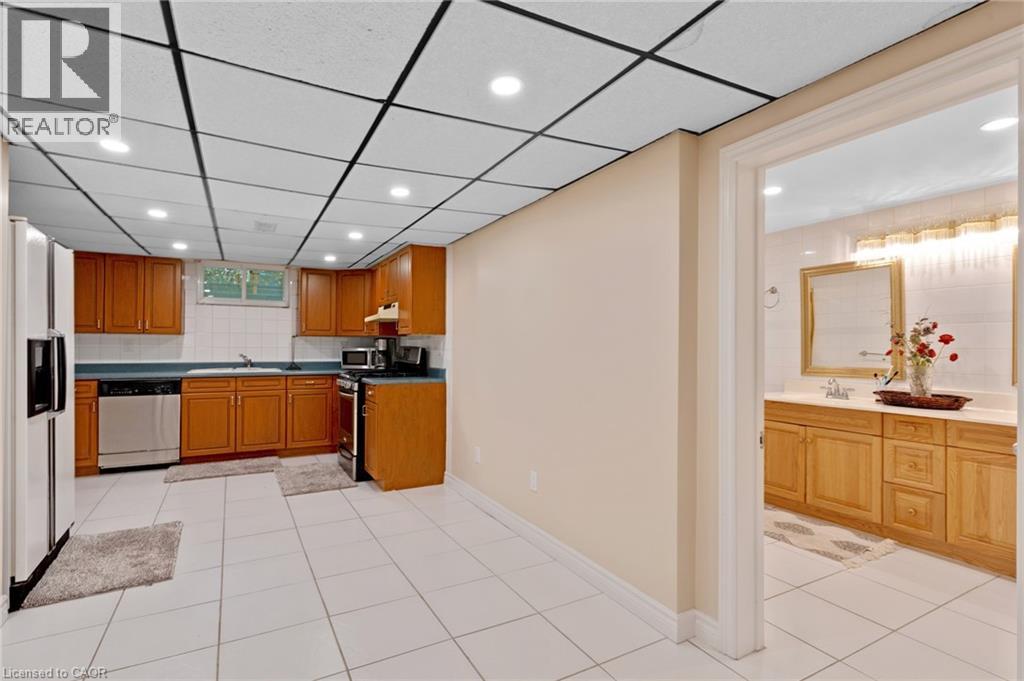 11 Highgrove Court, Cambridge, Ontario  N3H 4R8 - Photo 39 - 40839510