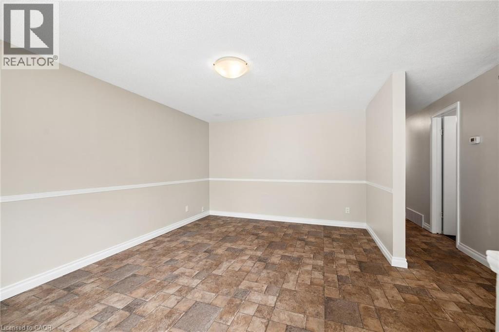156 Traynor Avenue, Kitchener, Ontario  N2C 1W5 - Photo 30 - 40838139