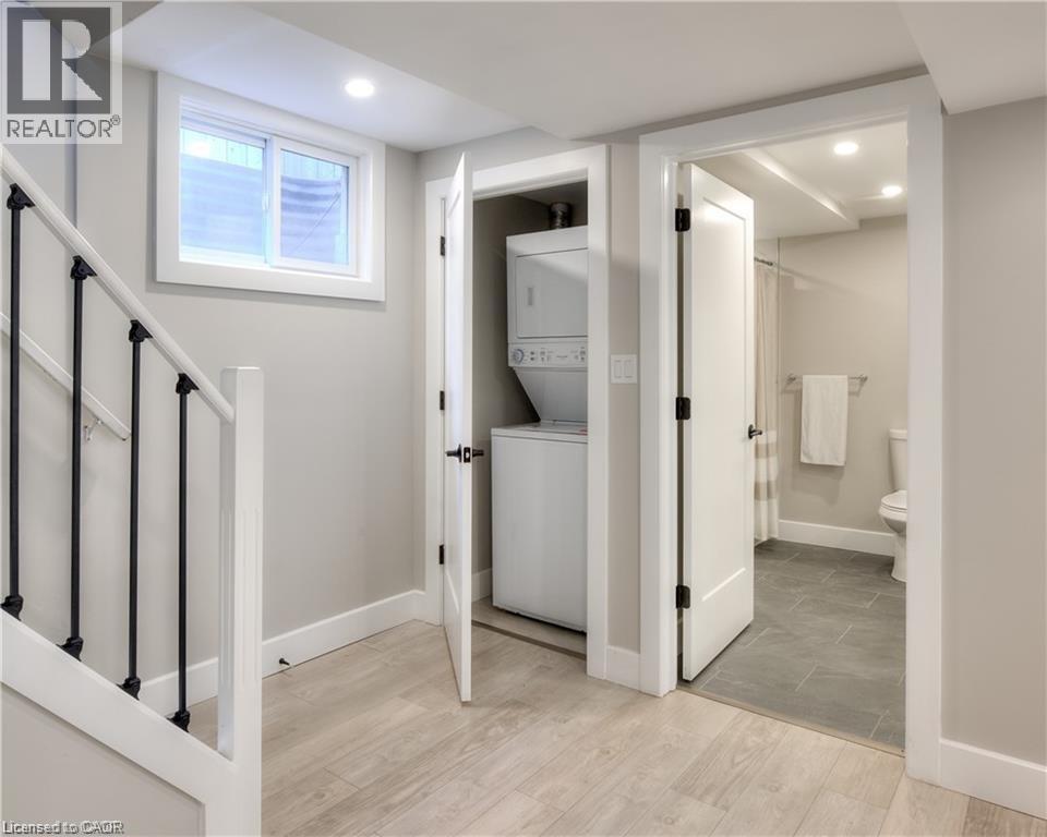 156 Traynor Avenue, Kitchener, Ontario  N2C 1W5 - Photo 8 - 40838139