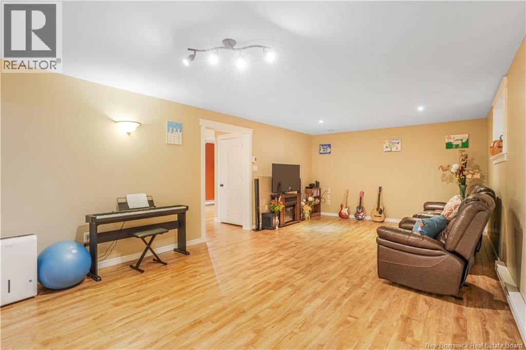 97 Riverfront Way, Fredericton, New Brunswick  E3C 2R7 - Photo 36 - NB141089