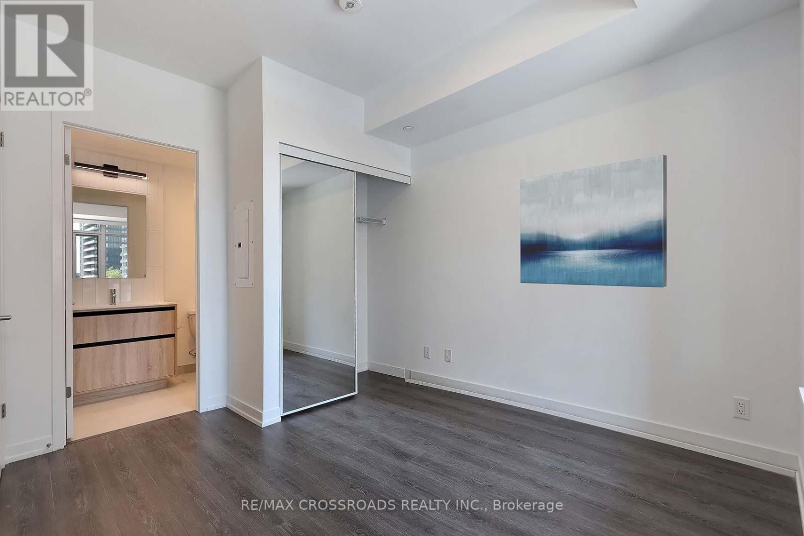 C310 - 8 Beverley Glen Boulevard, Vaughan, Ontario  L4J 8N8 - Photo 21 - N13421226