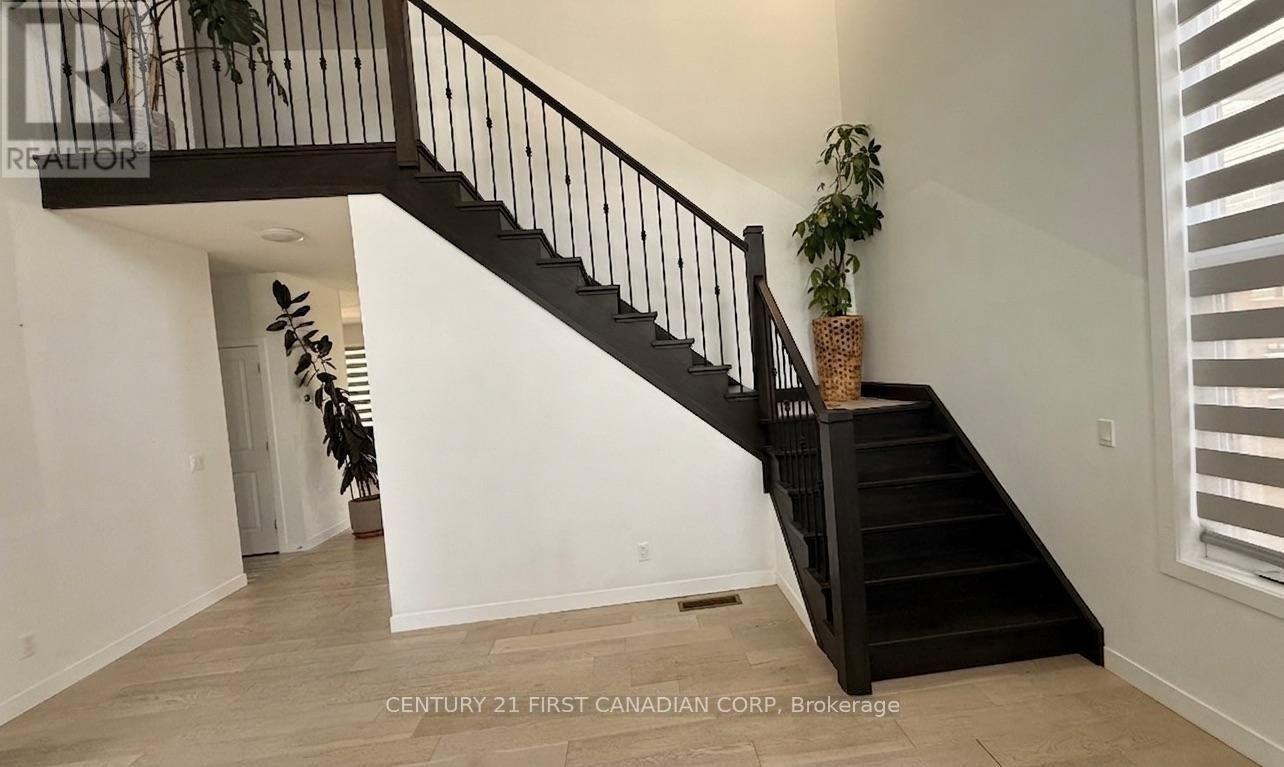 3395 Regiment Road, London South, Ontario  N6P 0H2 - Photo 2 - X13443960