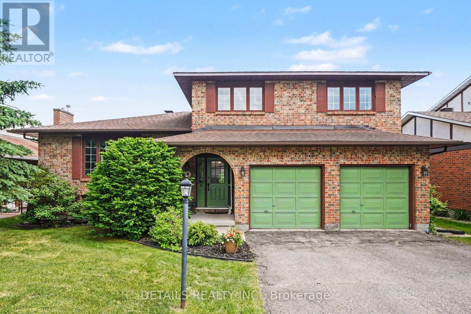 152 FOXFIELD DRIVE, Ottawa