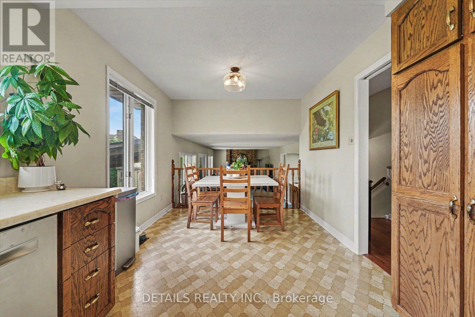 152 Foxfield Drive, Ottawa, Ontario  K2J 2T1 - Photo 12 - X13443958