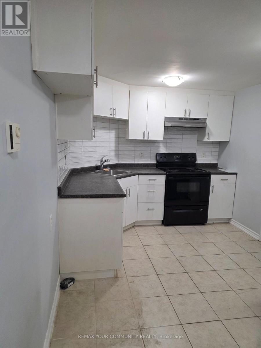 1 - 180 Centre Street, Oshawa, Ontario  L1H 4A6 - Photo 3 - E13233564