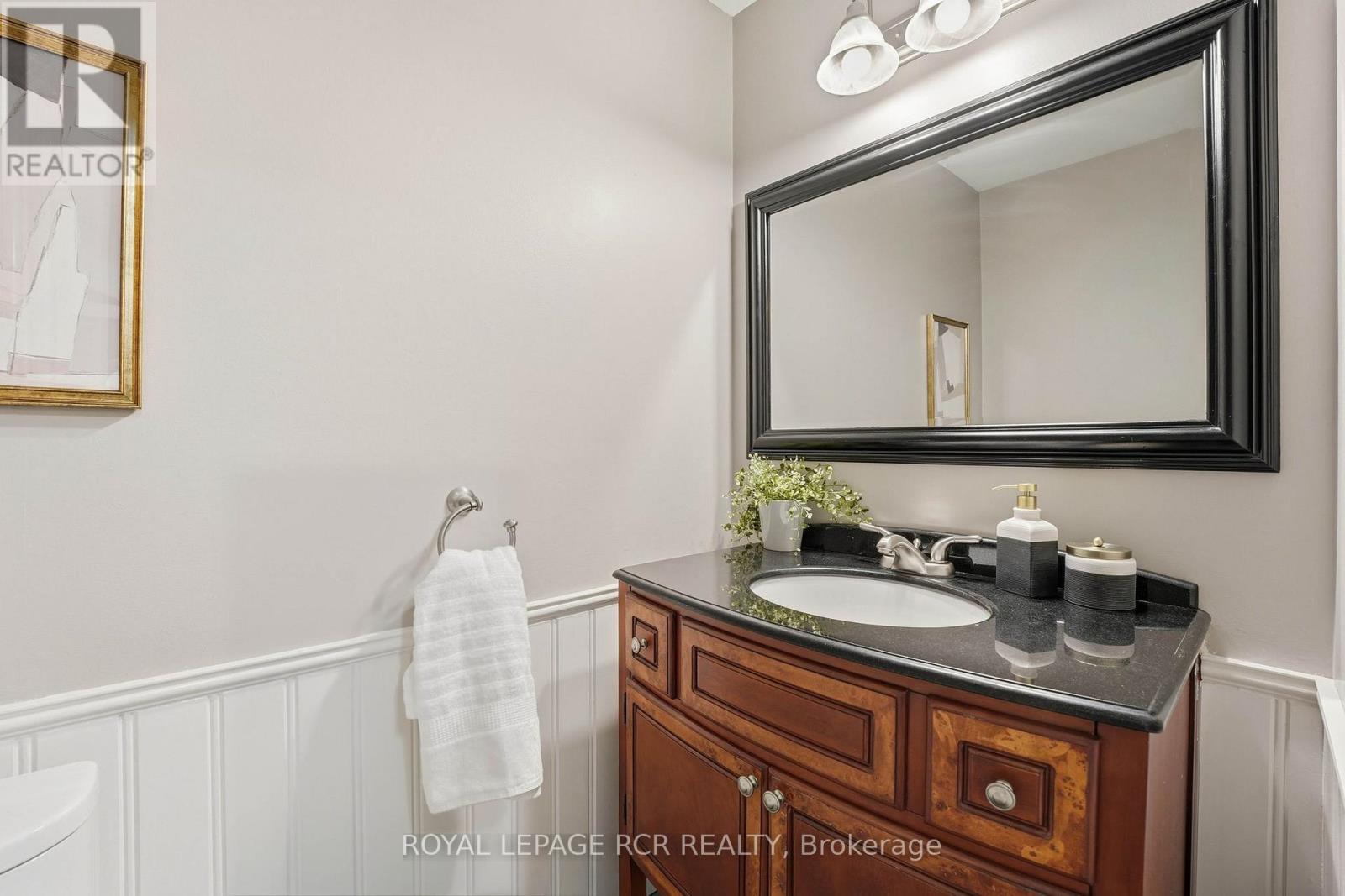 46 Tannery Creek Crescent, Aurora, Ontario  L4G 5K9 - Photo 4 - N13437080