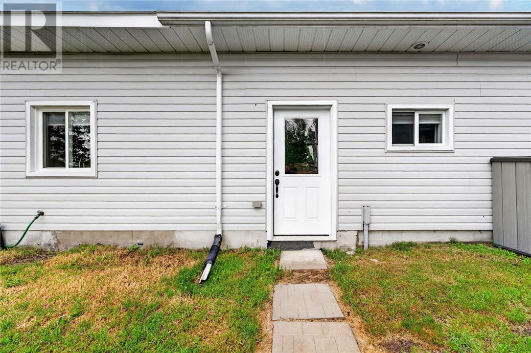 38 Laura Avenue, Lively, Ontario  P3Y 1A4 - Photo 7 - 2128524