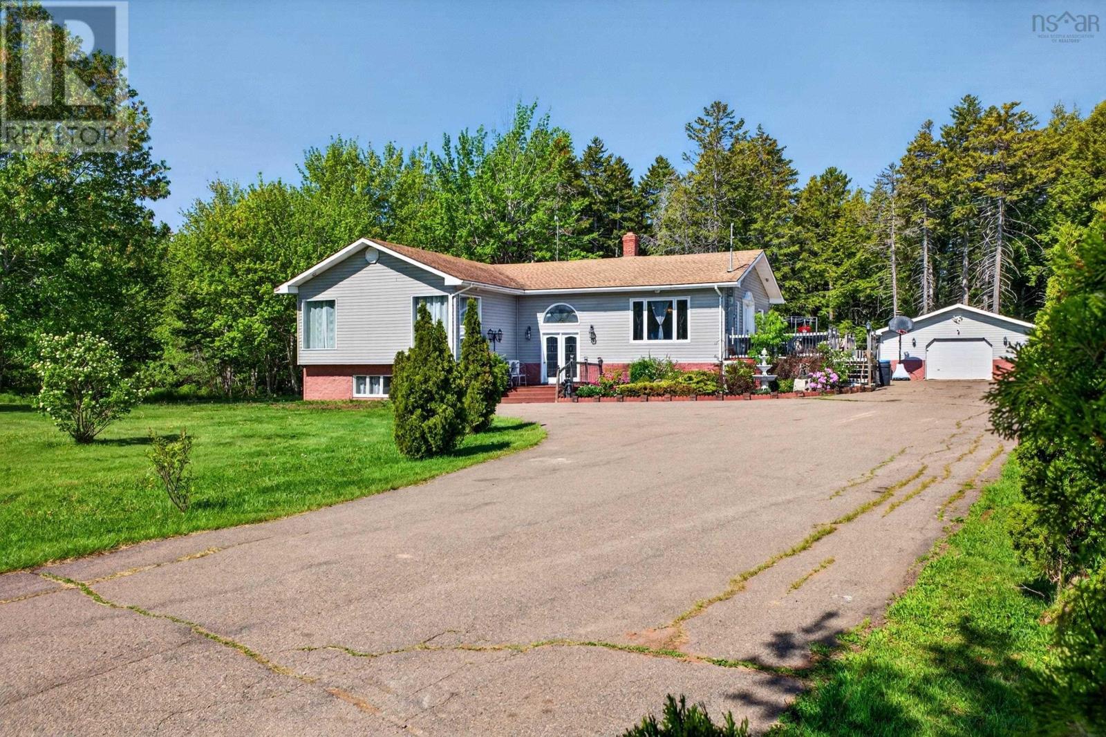 675 Greenville Road, Greenville Station, Nova Scotia  B0M 1Z0 - Photo 2 - 202613011