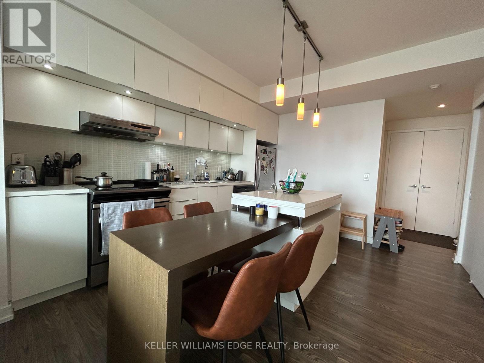 3301 - 110 Charles Street E, Toronto, Ontario M4Y 1T5 - Photo 5 - C13412952
