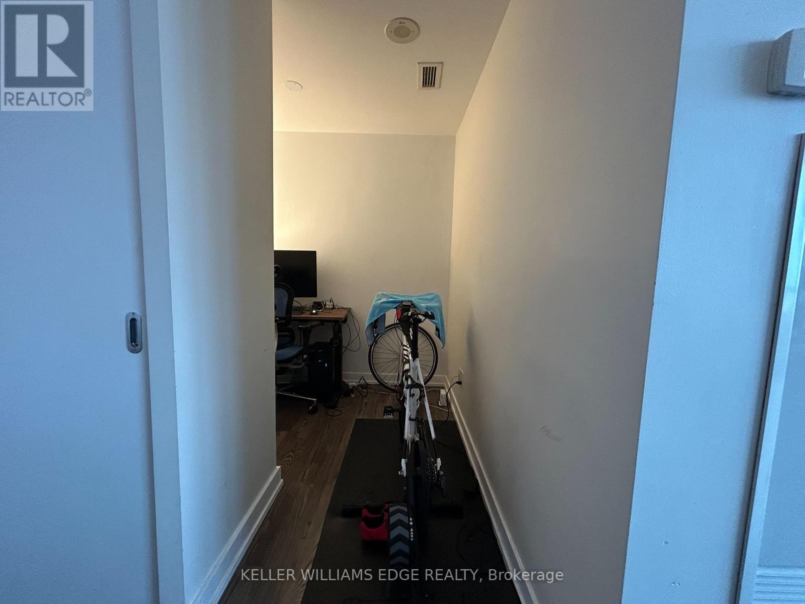 3301 - 110 Charles Street E, Toronto, Ontario M4Y 1T5 - Photo 3 - C13412952
