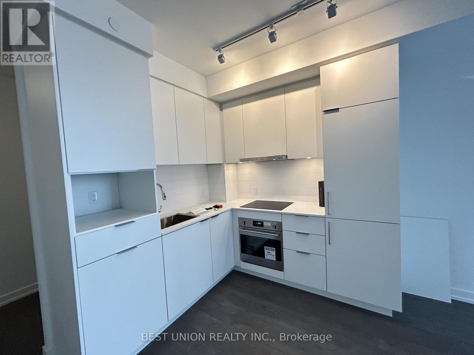 S2801 - 8 Olympic Garden Drive, Toronto, Ontario  M2M 0B9 - Photo 2 - C13444034