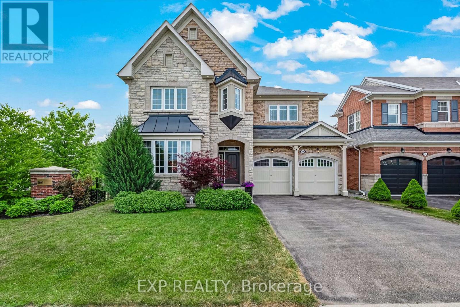 156 DEGRAAF CRESCENT, Aurora, Ontario