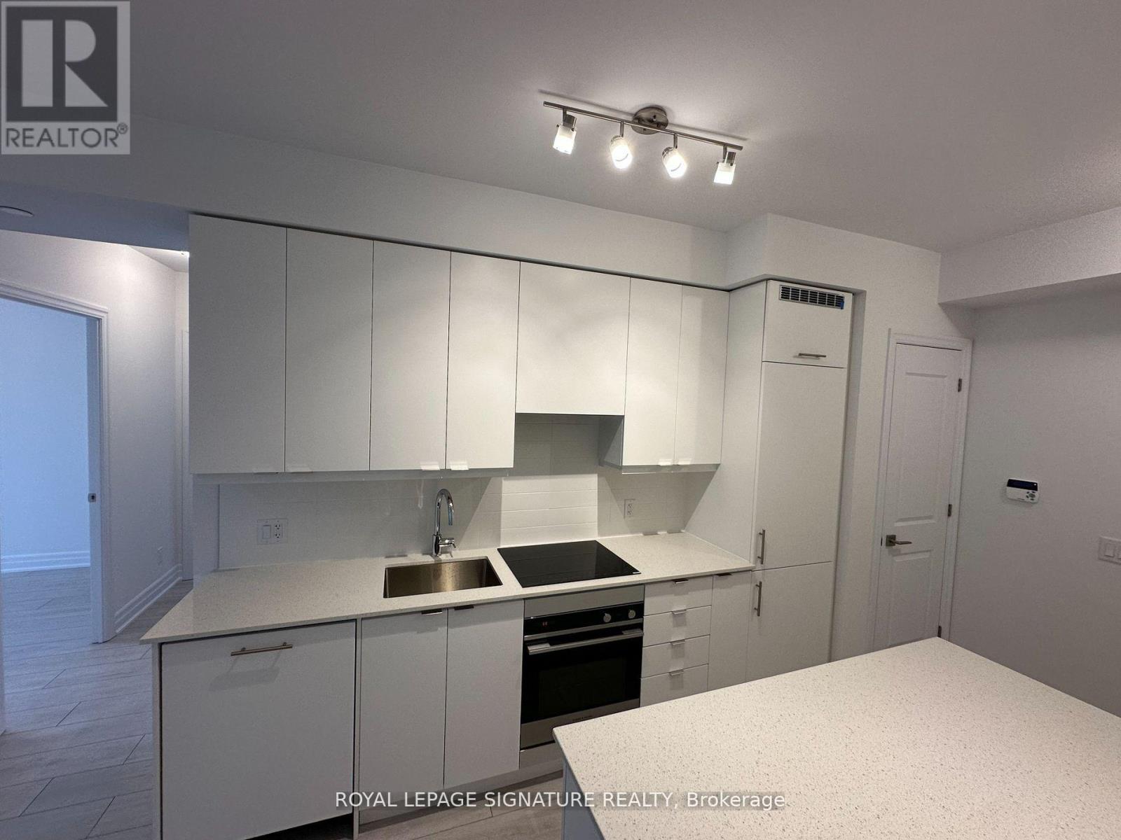 2810 - 30 Elm Drive W, Mississauga, Ontario  L5B 0N6 - Photo 11 - W13443976