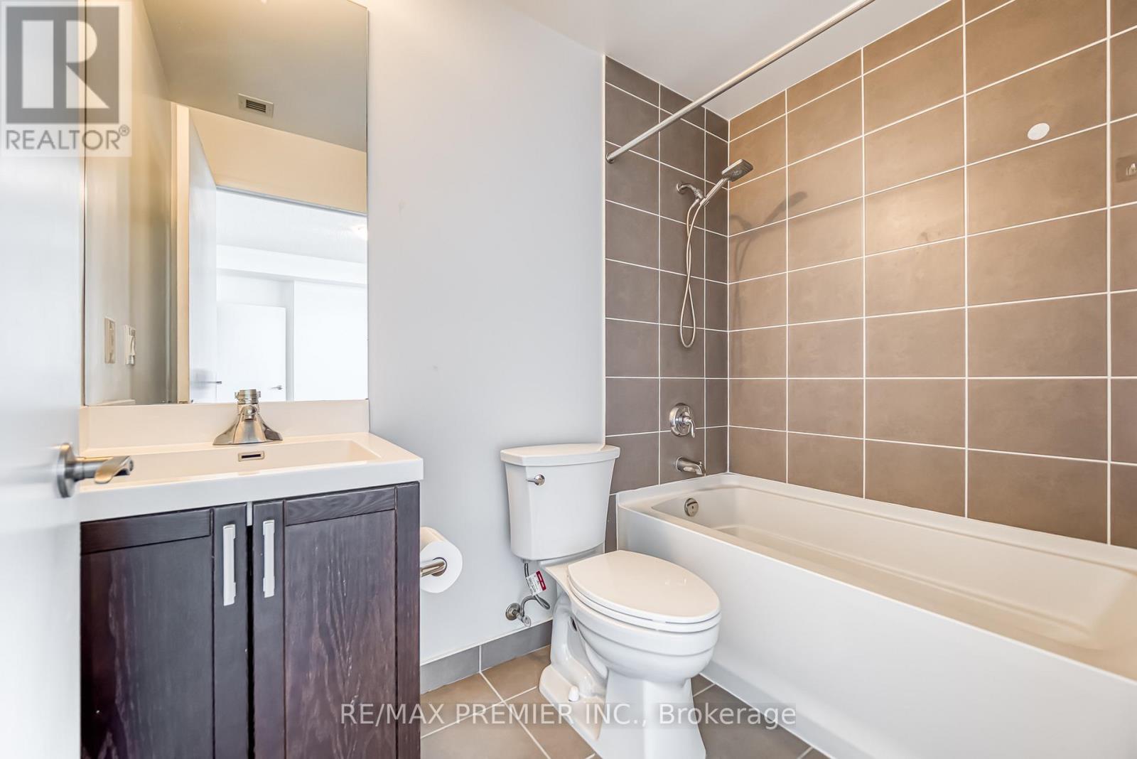 2013 - 800 Lawrence Avenue, Toronto, Ontario  M6A 0B1 - Photo 23 - W13444010