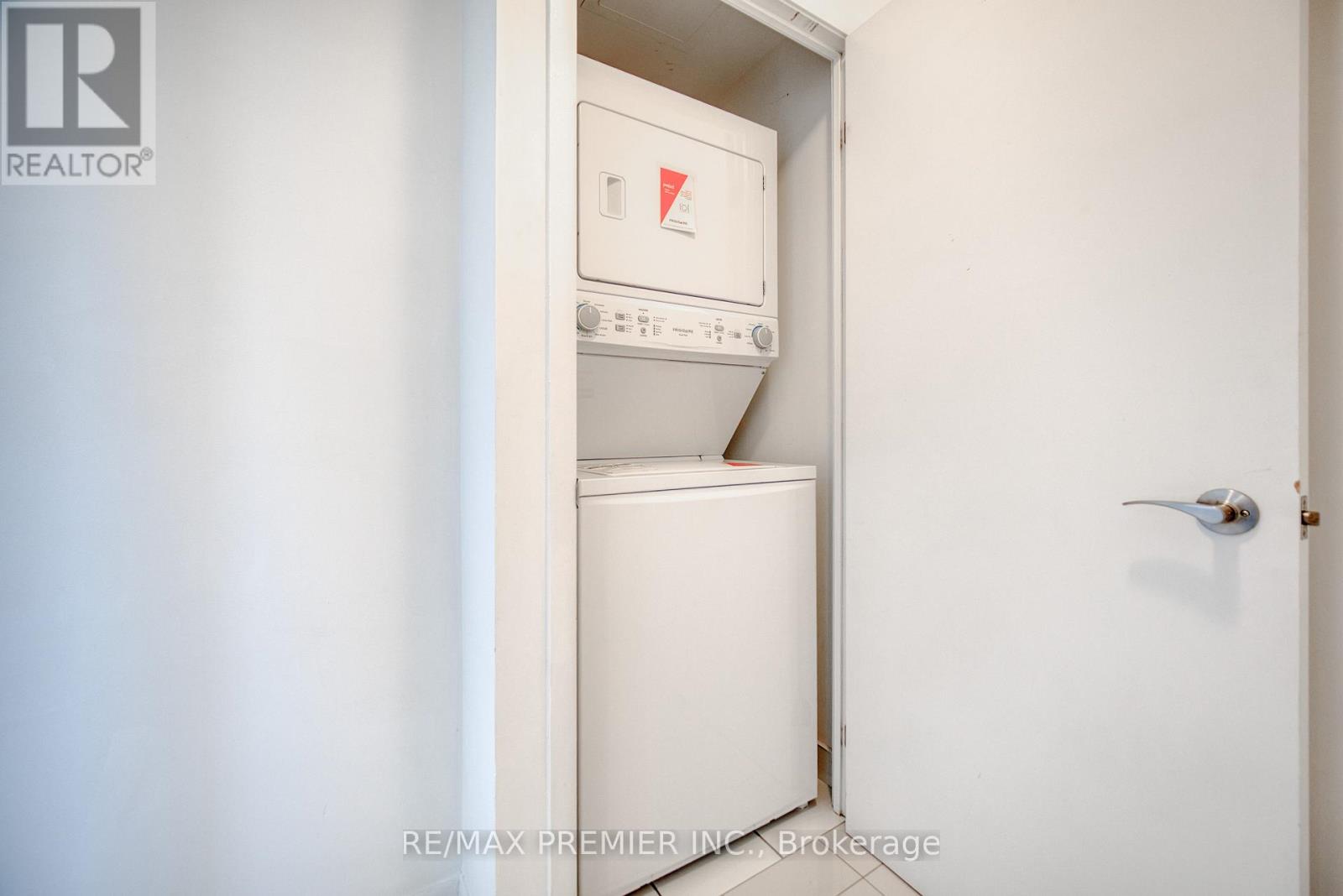 2013 - 800 Lawrence Avenue, Toronto, Ontario  M6A 0B1 - Photo 27 - W13444010