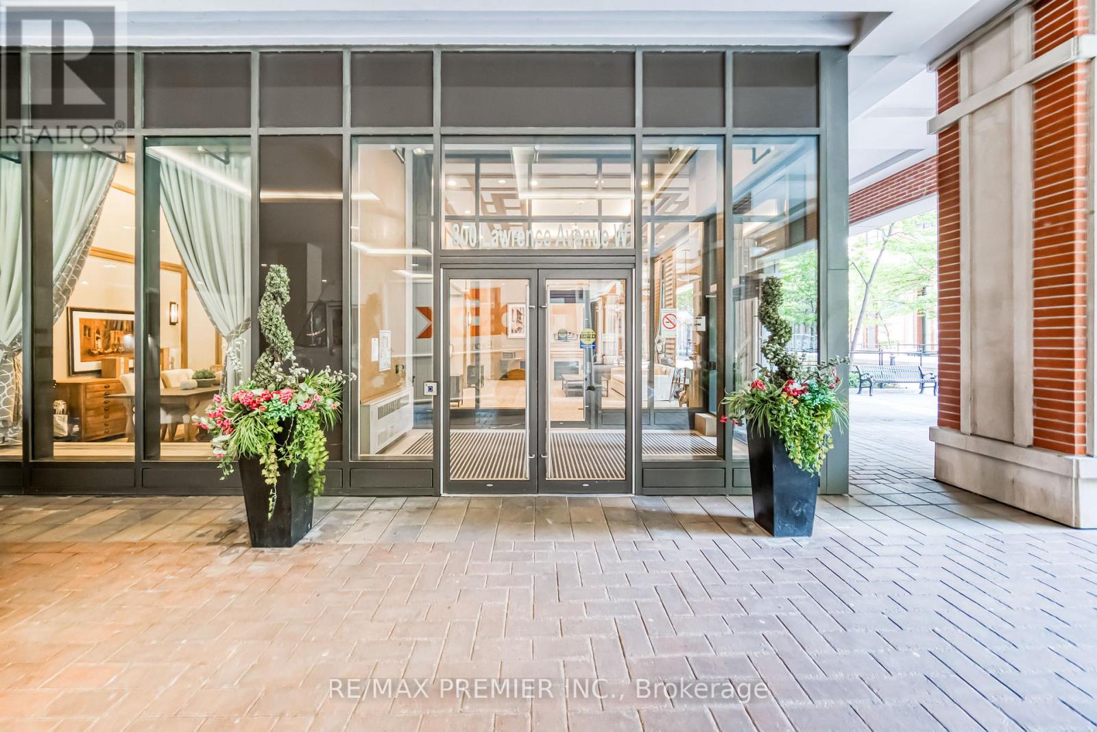 2013 - 800 Lawrence Avenue, Toronto, Ontario  M6A 0B1 - Photo 3 - W13444010