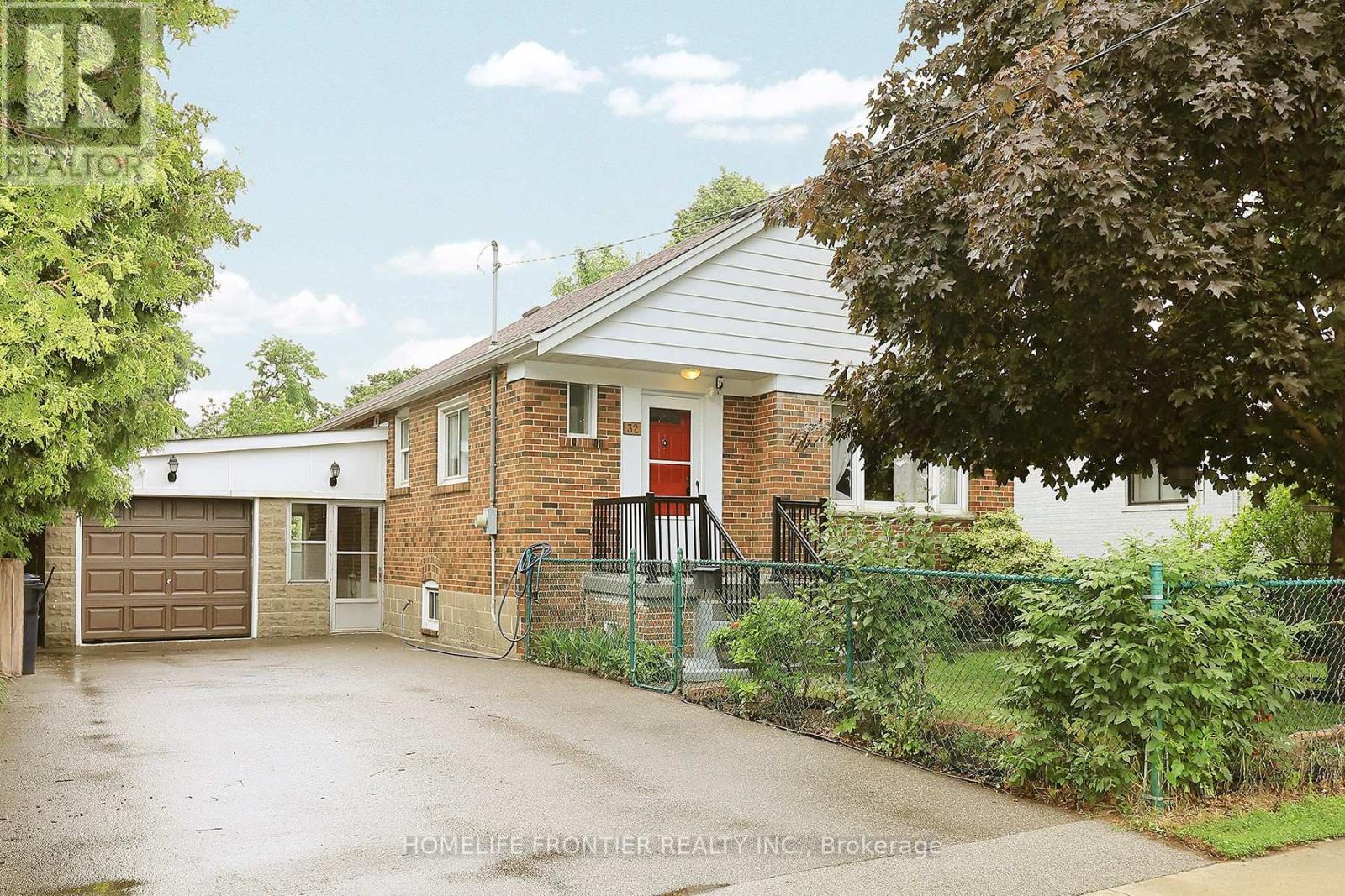 32 COULES COURT, Toronto, Ontario