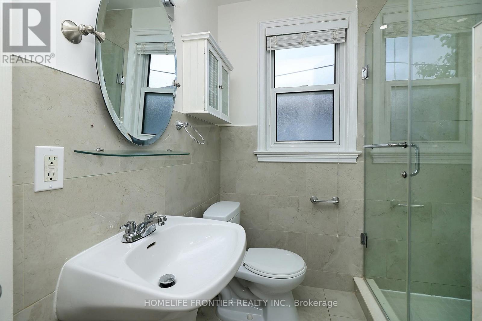 32 Coules Court, Toronto, Ontario  M8W 2N9 - Photo 11 - W13444070