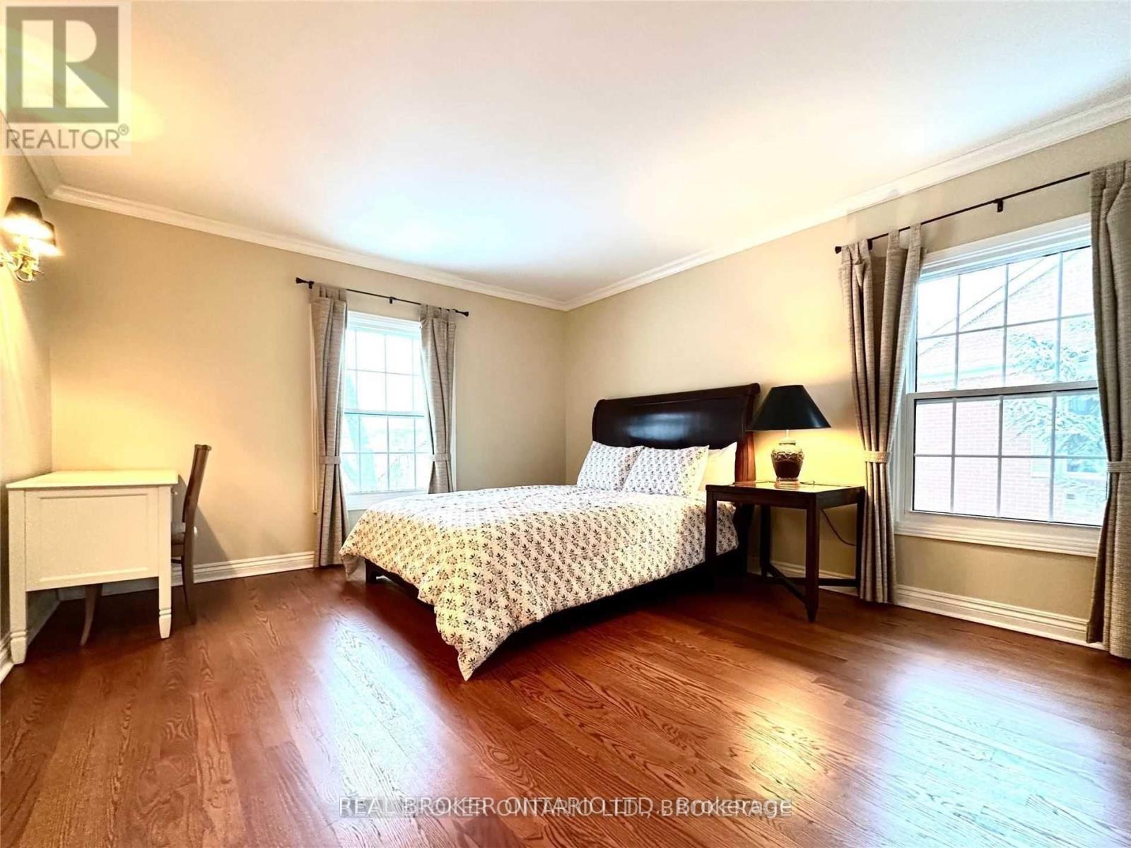 2524 King Richards Place, Mississauga, Ontario  L5K 2H2 - Photo 18 - W13444072