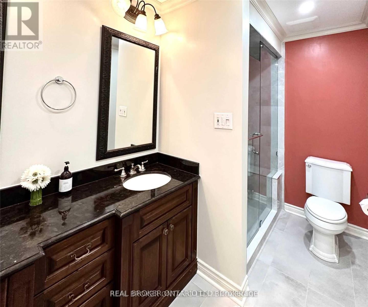 2524 King Richards Place, Mississauga, Ontario  L5K 2H2 - Photo 20 - W13444072