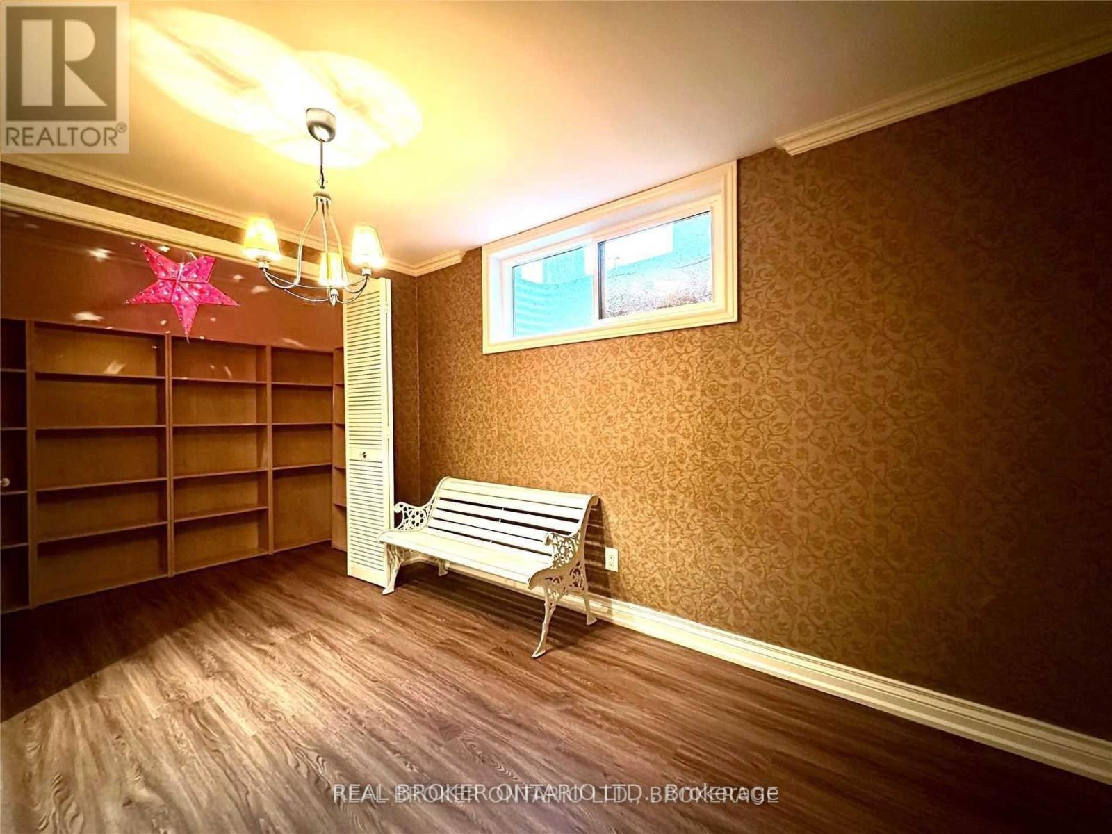 2524 King Richards Place, Mississauga, Ontario  L5K 2H2 - Photo 25 - W13444072