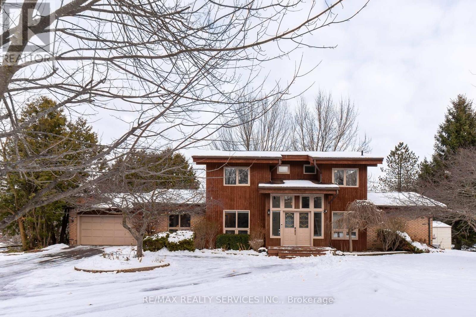 9 Damascus Drive, Caledon, Ontario L7C 0A4 - Photo 2 - W13439058