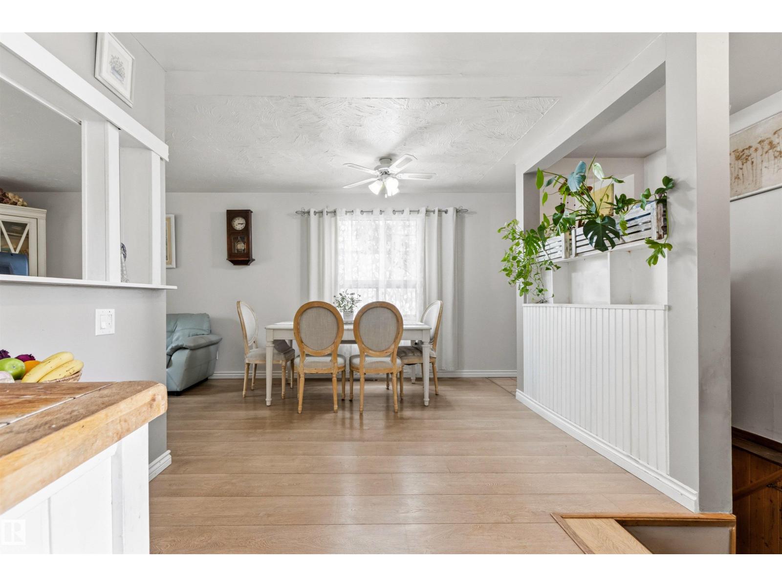 8719 164a St Nw, Edmonton, Alberta  T5R 2R2 - Photo 17 - E4493451