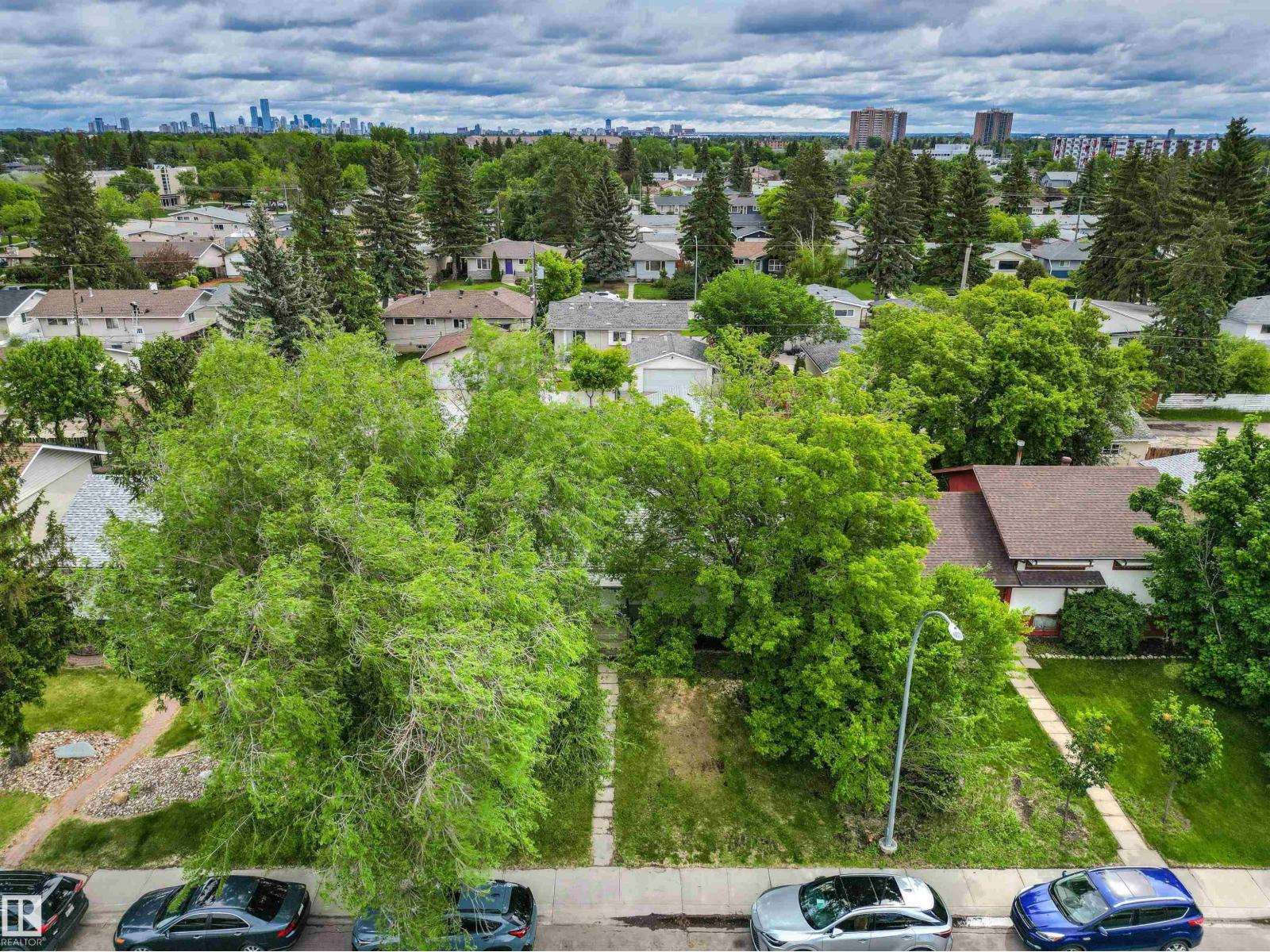 8719 164a St Nw, Edmonton, Alberta  T5R 2R2 - Photo 59 - E4493451