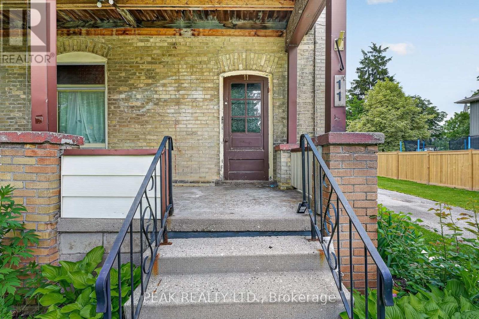 11 Byron Street, Wilmot, Ontario  N3A 1P1 - Photo 3 - X13443998