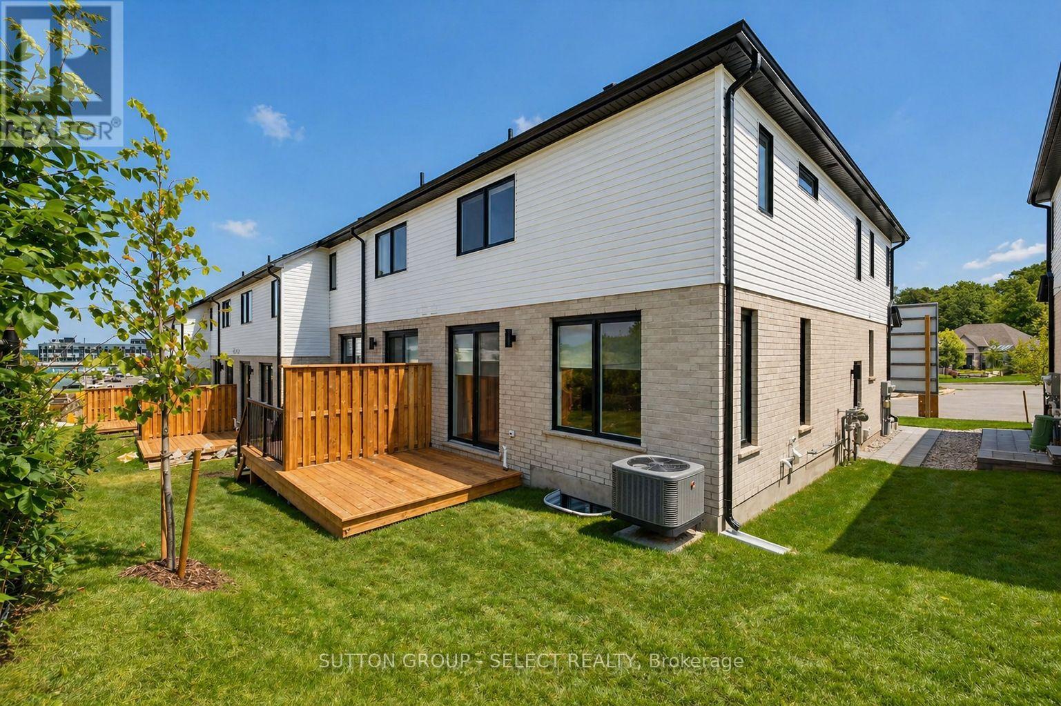 68 - 1175 Riverbend Road, London South, Ontario  N6K 0L2 - Photo 2 - X13444210