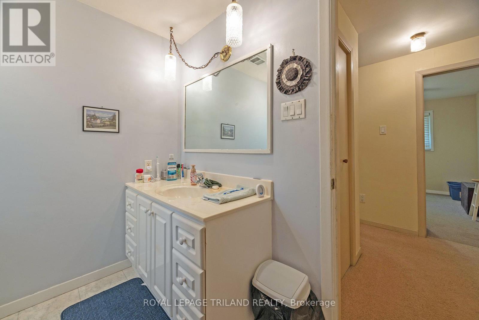 192 Myrtle Street, St. Thomas, Ontario  N5R 2G9 - Photo 12 - X13444216
