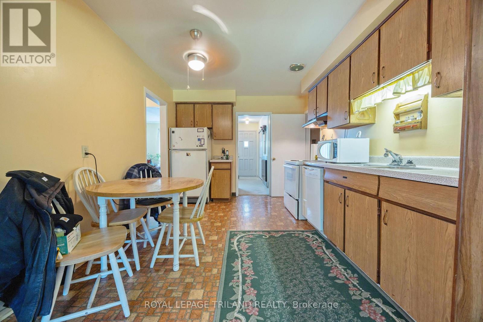 192 Myrtle Street, St. Thomas, Ontario  N5R 2G9 - Photo 7 - X13444216