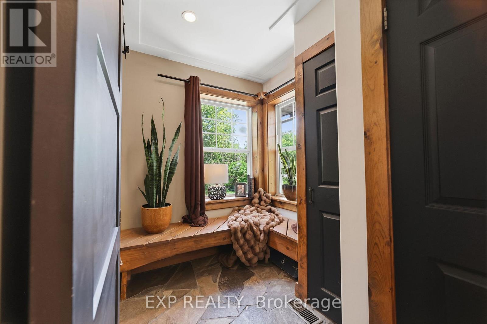 1095 Hamilton Road, London East, Ontario  N5W 1A7 - Photo 18 - X13444228