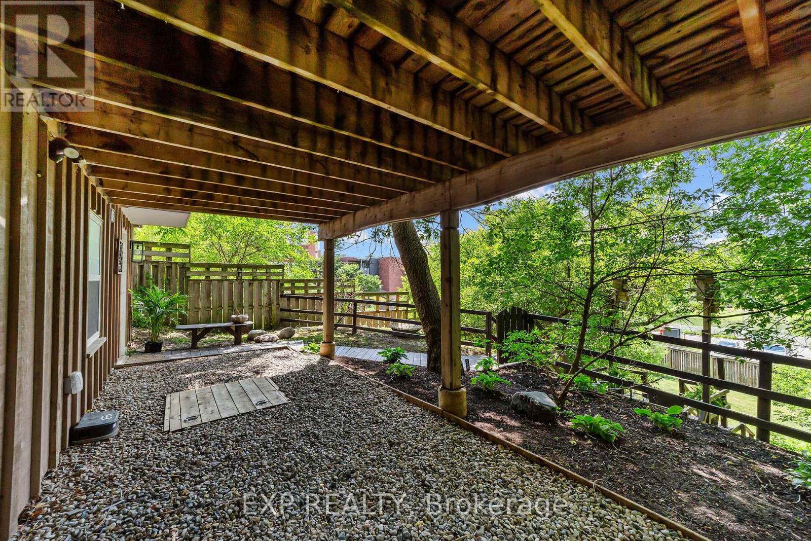 1095 Hamilton Road, London East, Ontario  N5W 1A7 - Photo 37 - X13444228