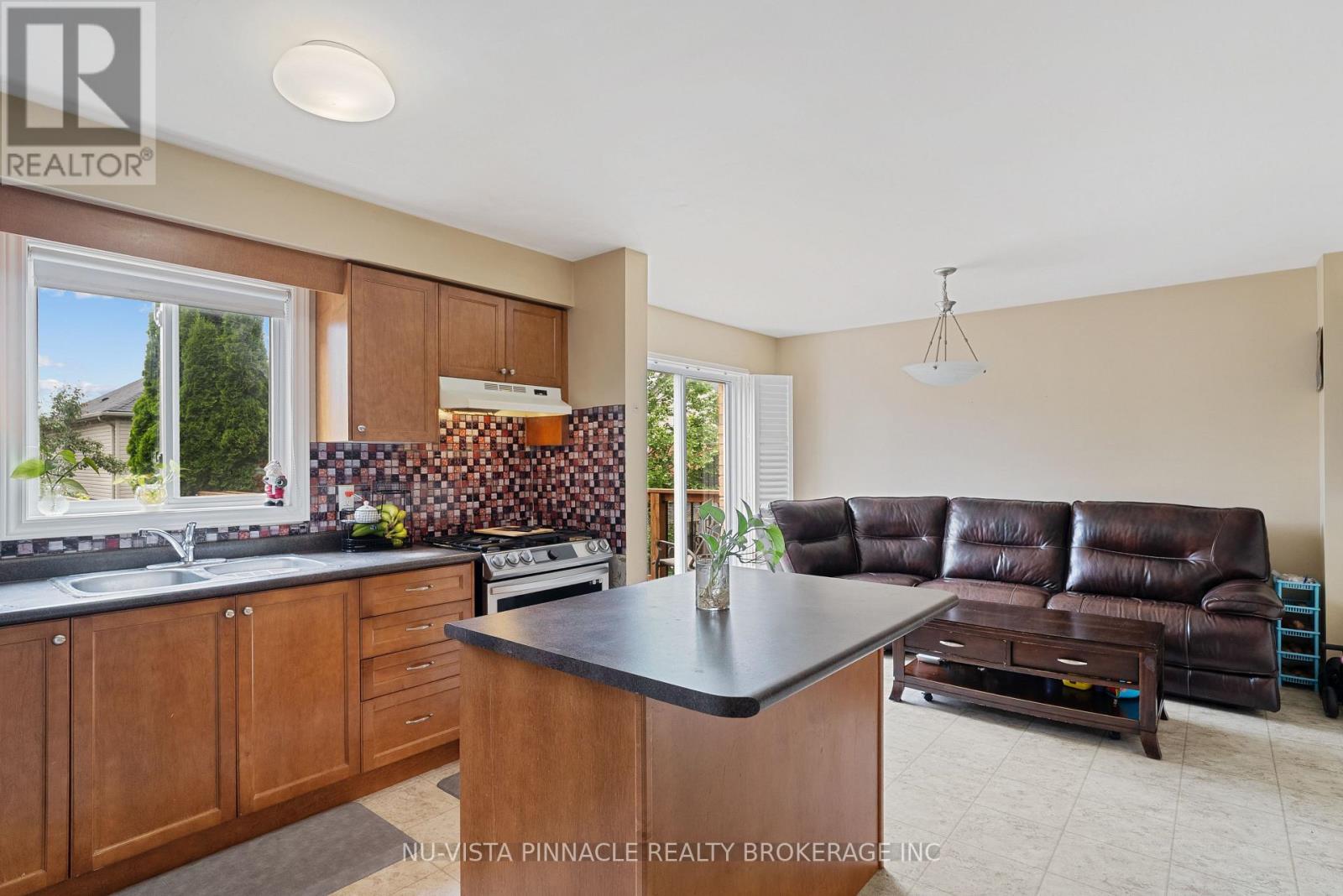 3237 Bayham Lane, London South, Ontario  N6P 1V8 - Photo 13 - X13444356