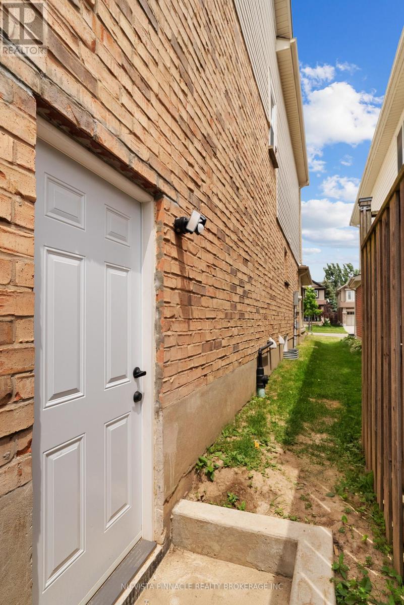 3237 Bayham Lane, London South, Ontario  N6P 1V8 - Photo 32 - X13444356