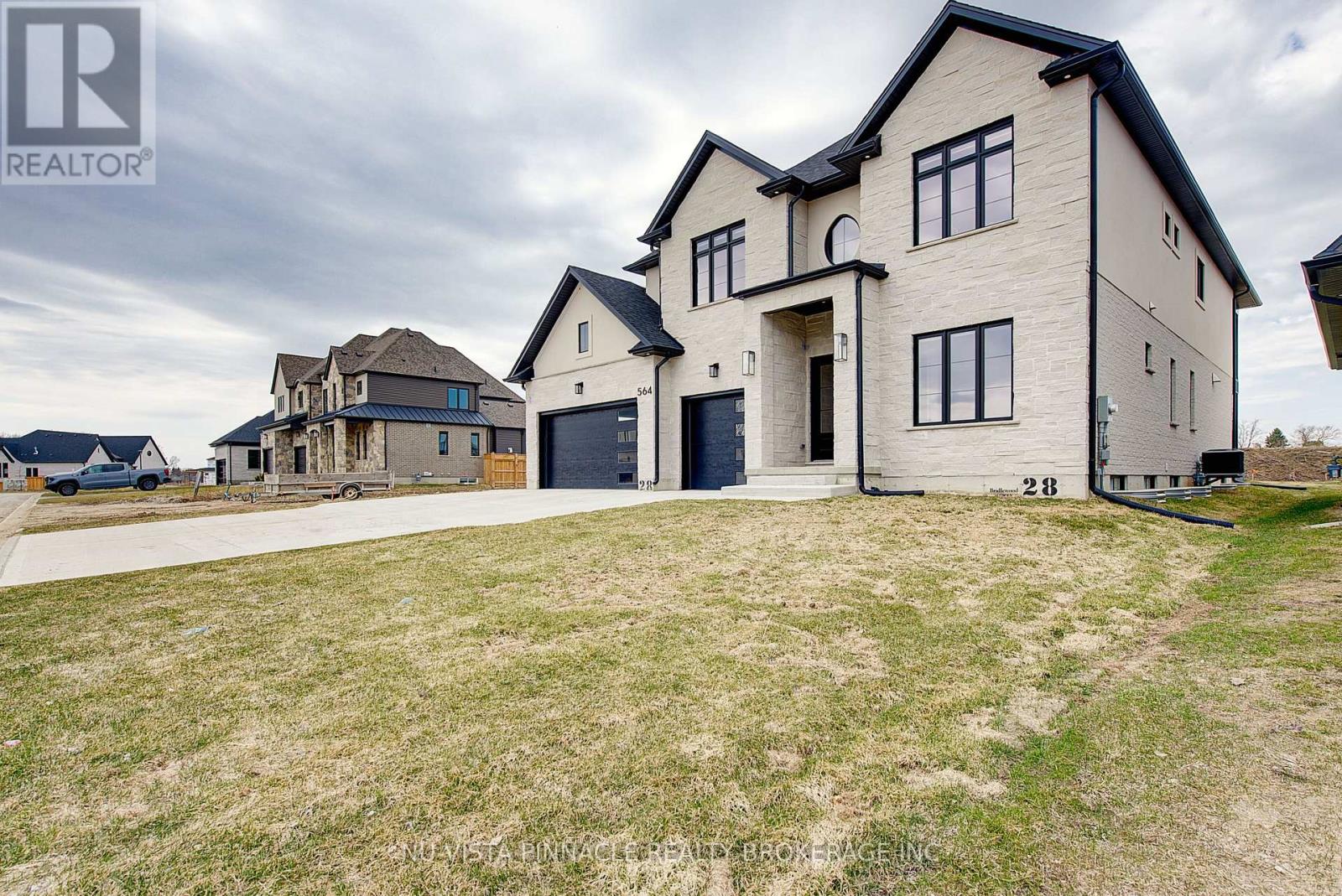 564 Creekview Chase, London North, Ontario  N6G 3X8 - Photo 3 - X13444432