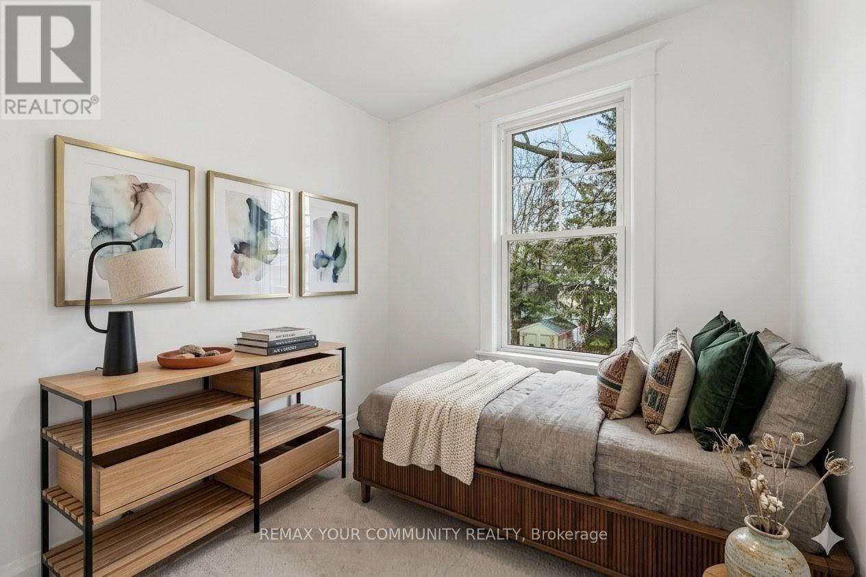 M4n 1z6 - 186 Roslin Avenue, Toronto, Ontario  M4N 1Z6 - Photo 8 - C13414280