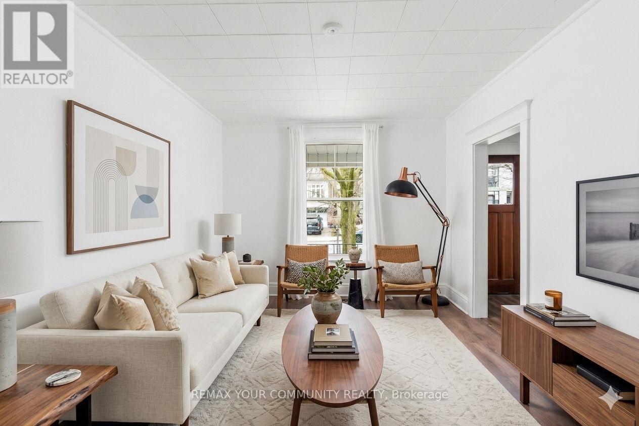 M4n 1z6 - 186 Roslin Avenue, Toronto, Ontario  M4N 1Z6 - Photo 2 - C13414280